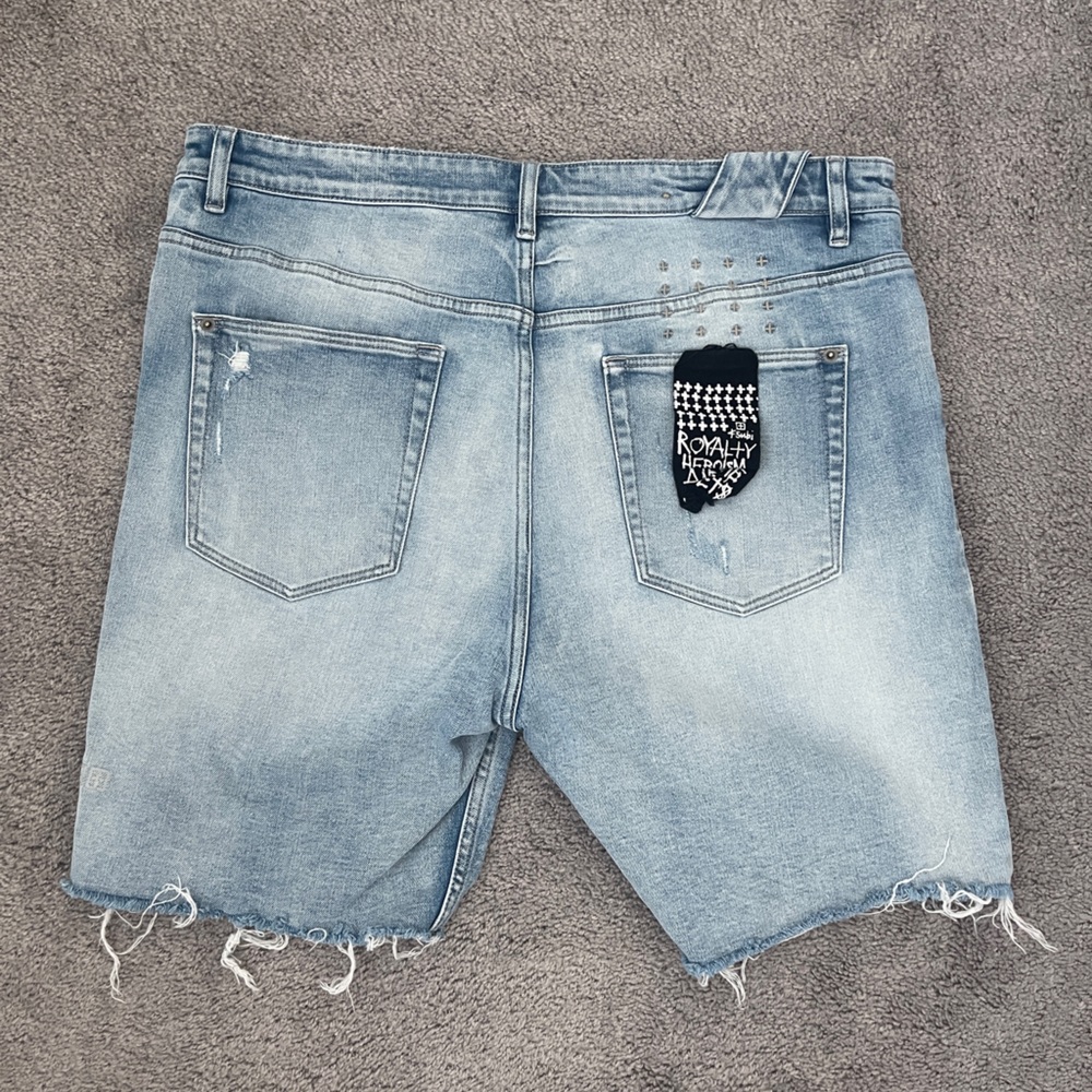 KSUBI Shorts